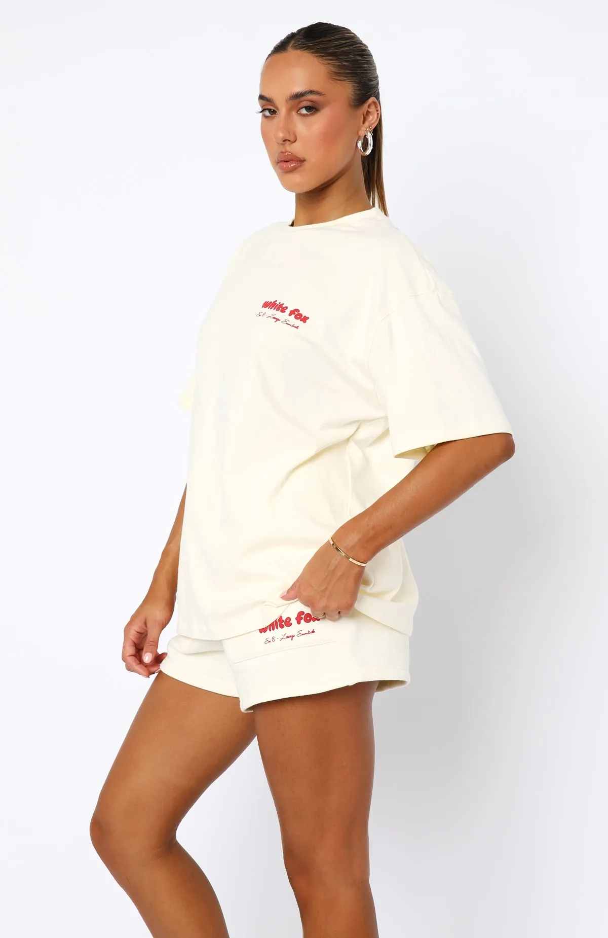 Era 8 Oversized Tee Cherry Cream